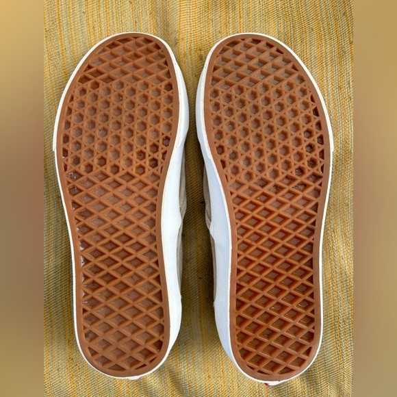 Suede Vans - Picture 4 of 7